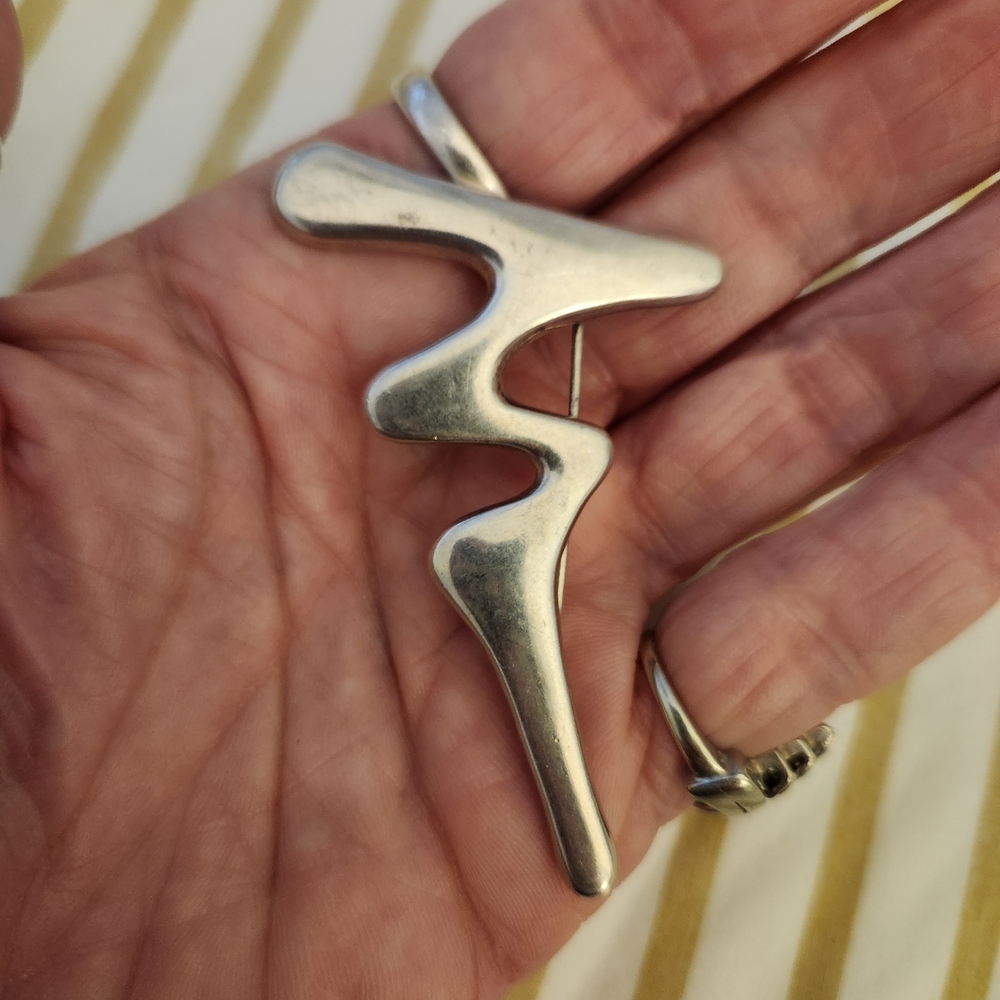 Robert Lee Morris Silver Brooch